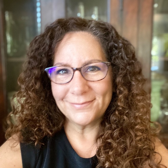 Meet your Posher, Michele - Picture 2 of 2